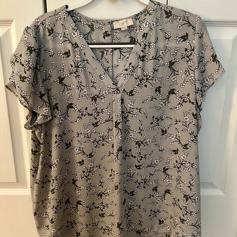 Loft Short Sleeve Blouse Size XL